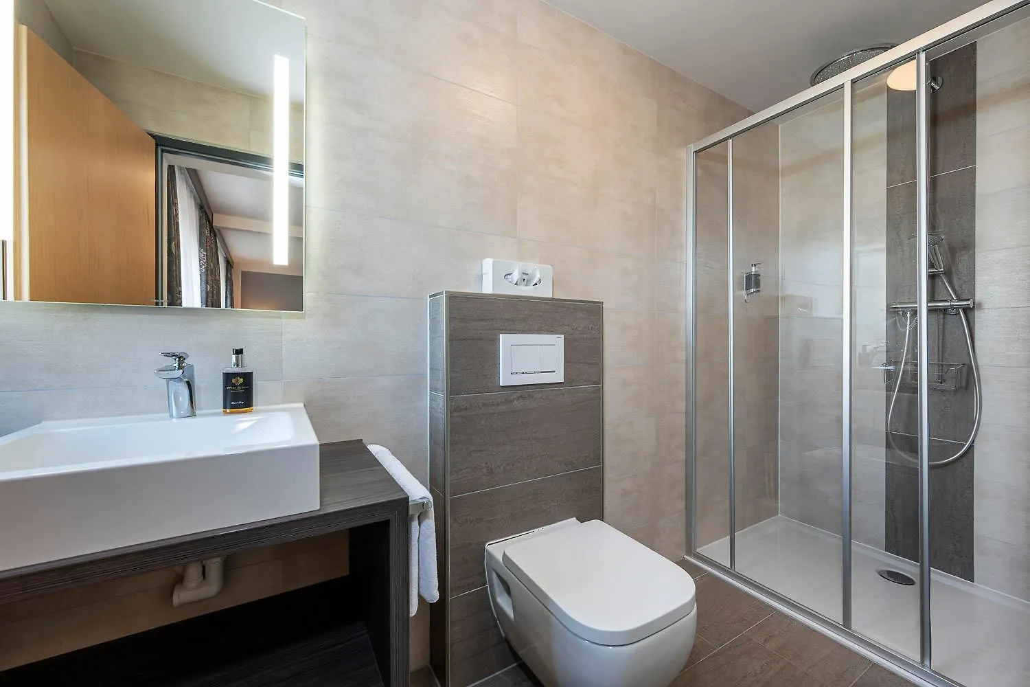 Hotel Ganslhof - Adults Only
