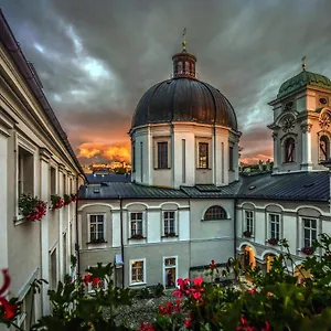 Gaestehaus Im Priesterseminar *** Salzburg