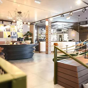 **** Hotell Arte Stadthalle Österrike