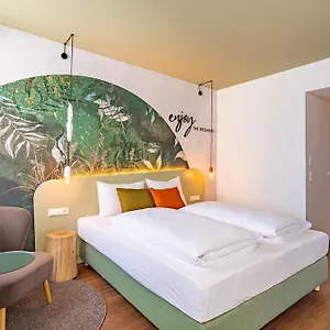 **** Hotell The Weekend Österrike