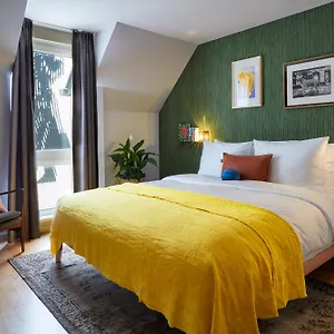 Max Brown 7th District, Part Of Sircle Collection 4* Vienna