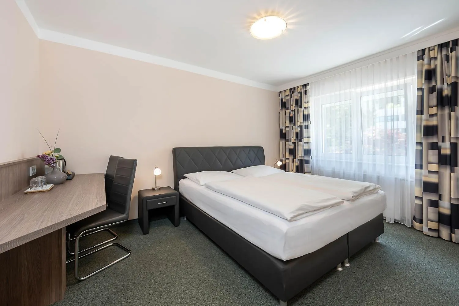 Hotel Ganslhof - Adults Only Salzburg